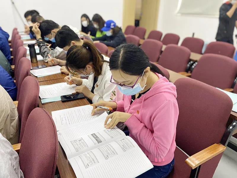 正版管家婆今晚资料