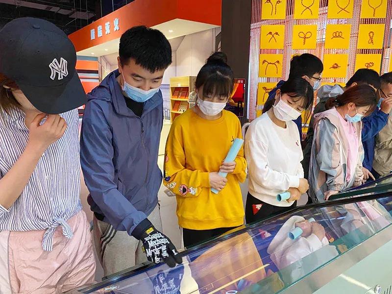 正版管家婆今晚资料