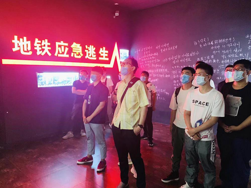 正版管家婆今晚资料
